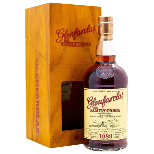 Glenfarclas 1989 Family Casks 33 Years Old Sherry Butt 700ml